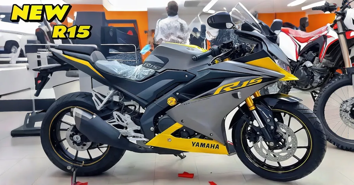 Yamaha R15M